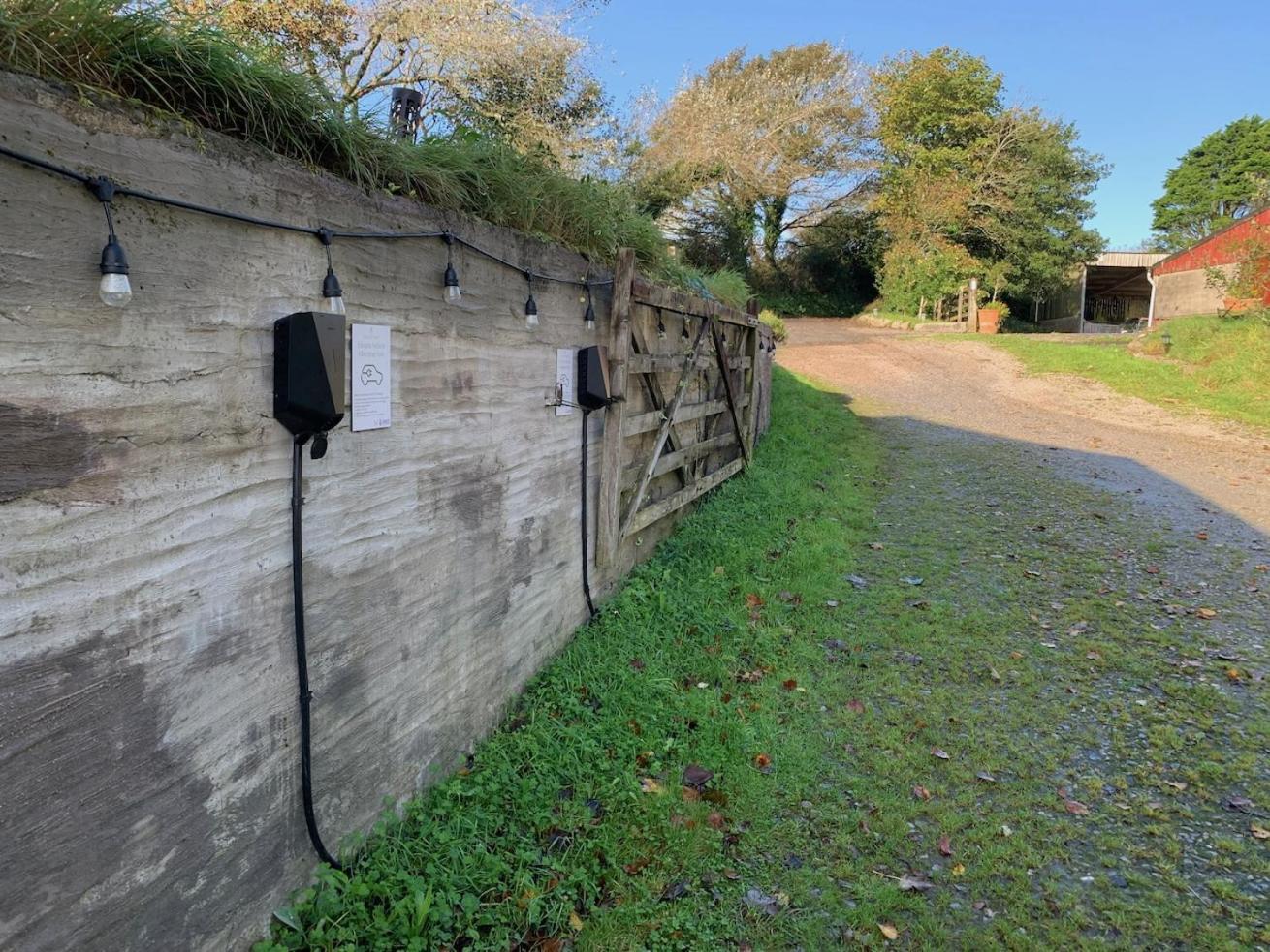 Trenderway Farm Panzió Looe Kültér fotó
